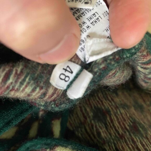 Vintage UNITED COLORS OF BENETTON Knitwear cardigan with buttons. - Picture 9 of 12